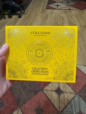 L'OCCITANE Yellow Gift Box Hand Cream Set